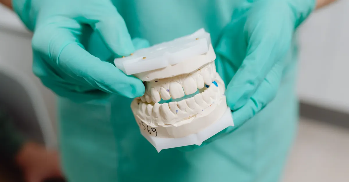 Understanding 3D Printing in Dentistry &mdash; 3D printing materials for dental applications
